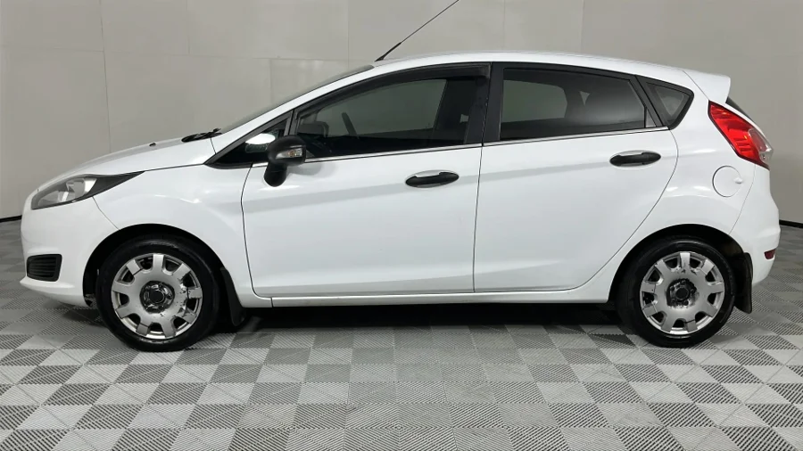 Used 2016 Ford Fiesta 5-door 1.4 Ambiente - WeBuyCars Gqeberha