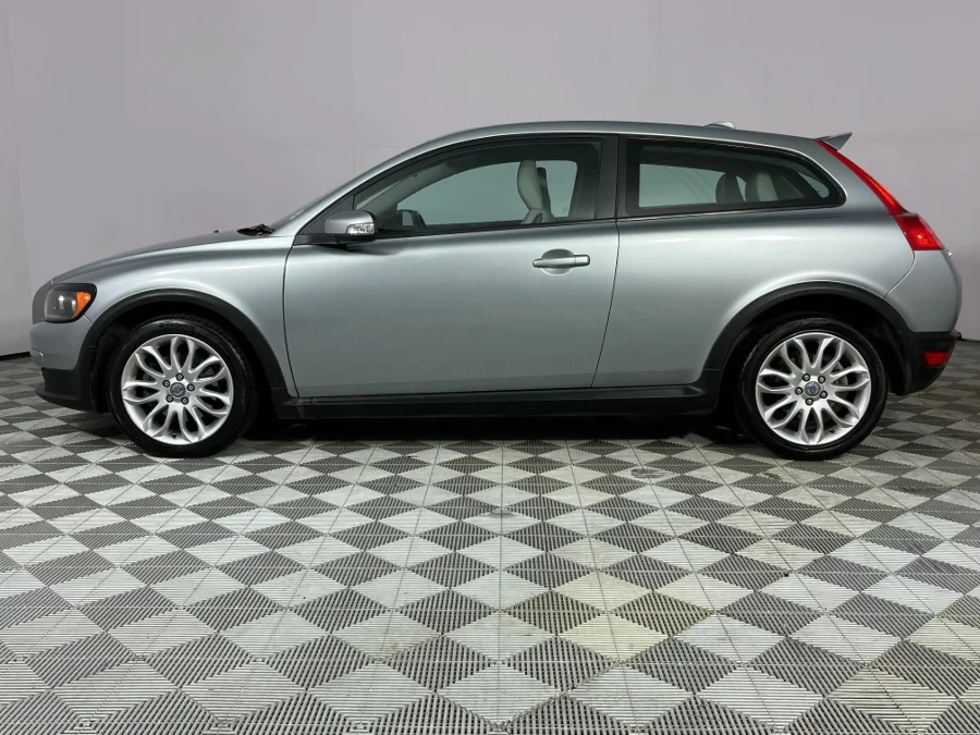 Used 2009 Volvo C30 T5 - WeBuyCars Gqeberha
