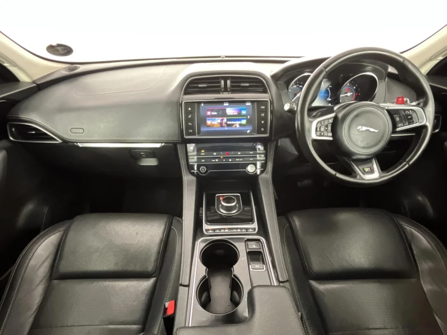 Used 2017 Jaguar F-Pace 20d AWD Chequered Flag - WeBuyCars Mbombela Used 2017 Jaguar F-Pace 20d AWD Chequered Flag - WeBuyCars Mbombela