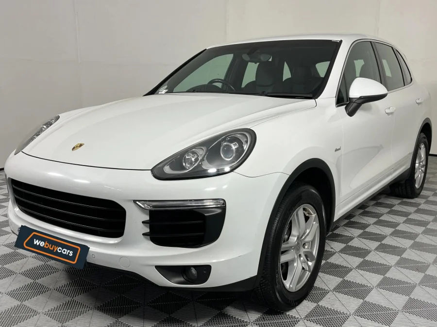 Used 2016 Porsche Cayenne diesel - WeBuyCars Montana