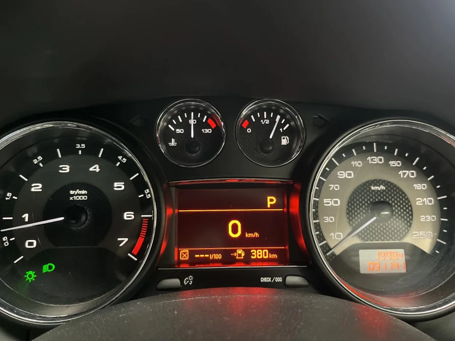 Used 2010 Peugeot RCZ 1.6T automatic - WeBuyCars Montana