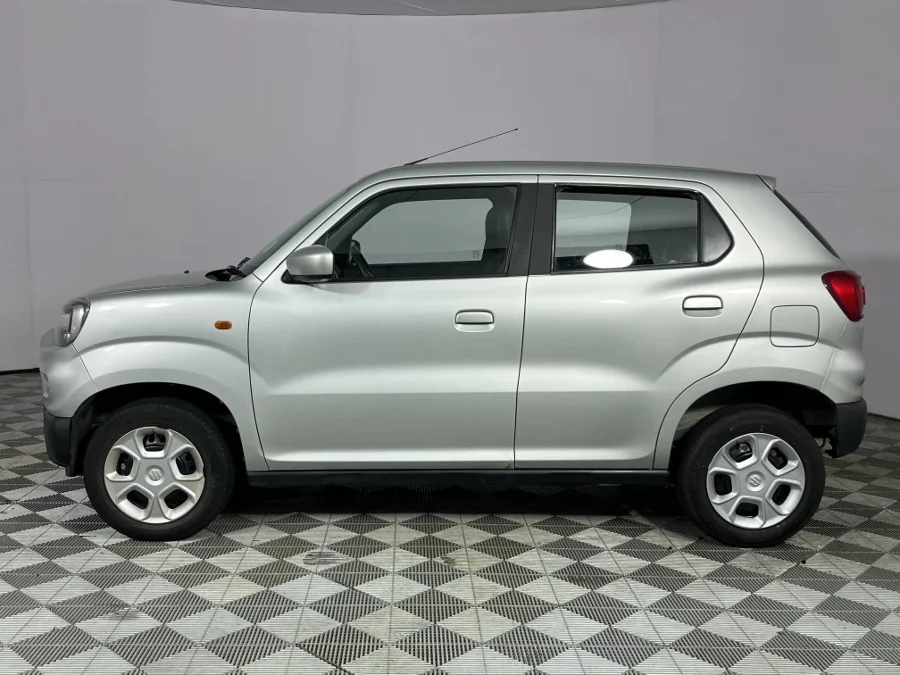 Used 2021 Suzuki S-Presso 1.0 GL+ manual - WeBuyCars Brackenfell Cape Town Used 2021 Suzuki S-Presso 1.0 GL+ manual - WeBuyCars Brackenfell Cape Town