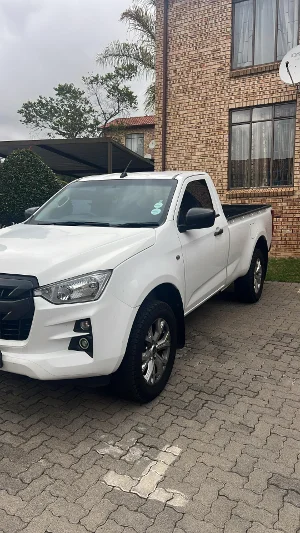 Used 2022 Isuzu D-Max 1.9TD single cab L auto