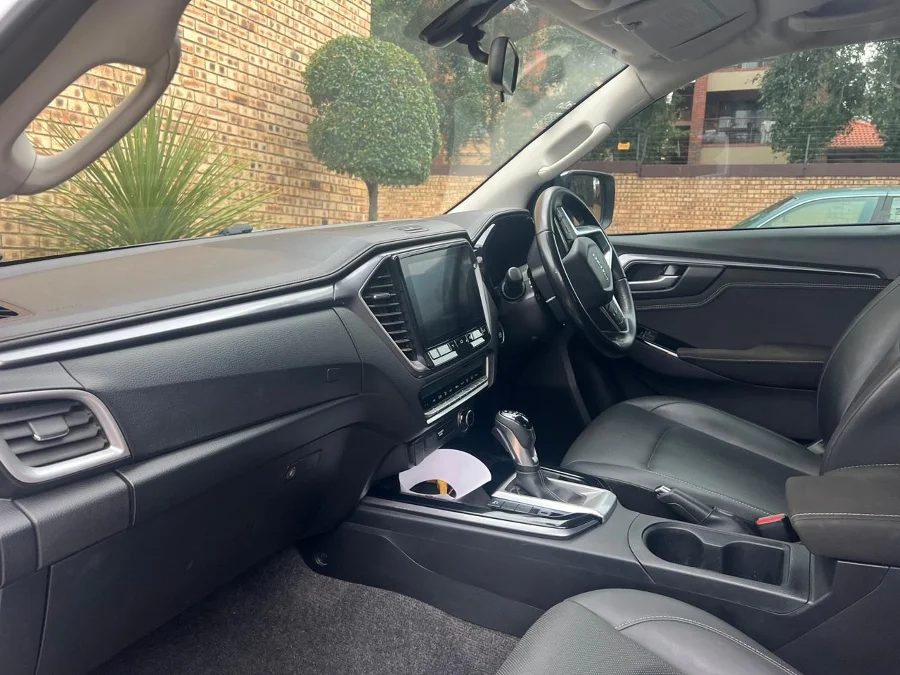 Used 2022 Isuzu D-Max 1.9TD single cab L auto - Private Seller