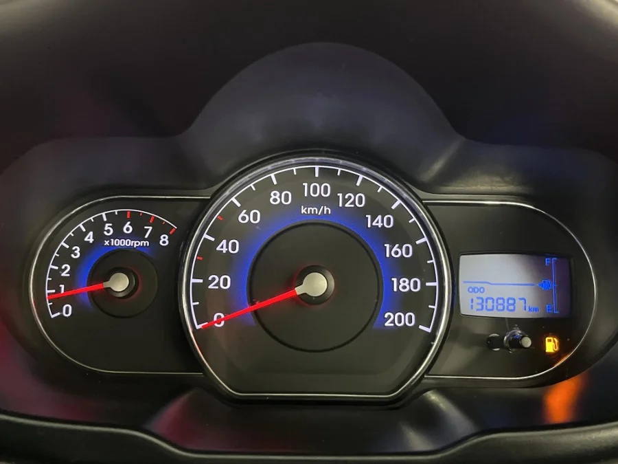 Used 2015 Hyundai i10 1.1 Motion - WeBuyCars JHB South