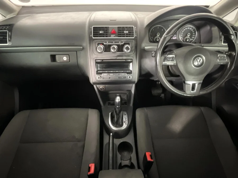Used 2013 Volkswagen Touran 2.0TDI Trendline auto - WeBuyCars Brackenfell Cape Town