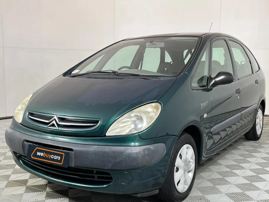 Used 2002 Citroen Xsara Picasso 1.8 SX - WeBuyCars JHB South
