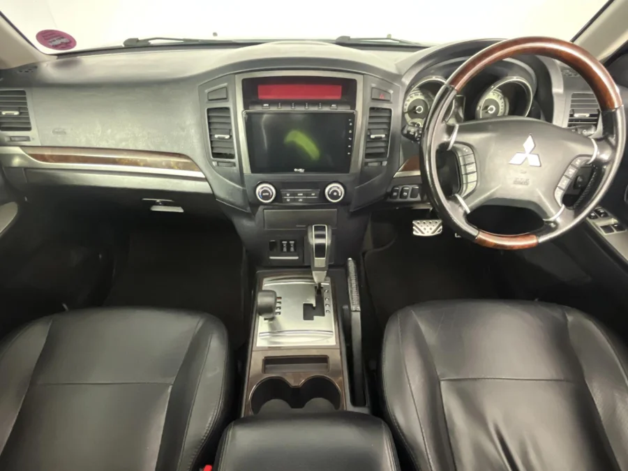 Used 2011 Mitsubishi Pajero 3-door 3.8 GLS - WeBuyCars Epping