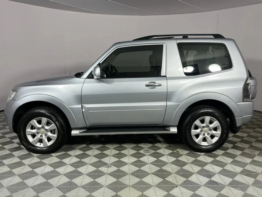 Used 2011 Mitsubishi Pajero 3-door 3.8 GLS - WeBuyCars Epping