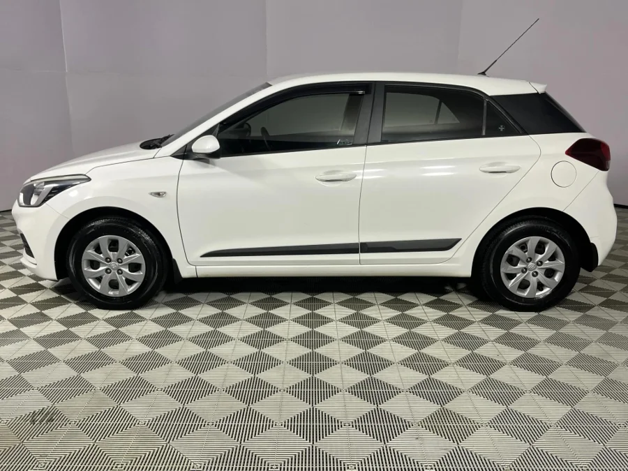 Used 2021 Hyundai i20 1.2 Motion - WeBuyCars Durban