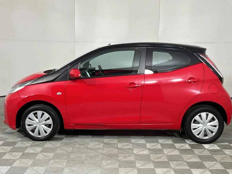 Used 2016 Toyota Aygo 1.0 X-Play - WeBuyCars Polokwane Used 2016 Toyota Aygo 1.0 X-Play - WeBuyCars Polokwane