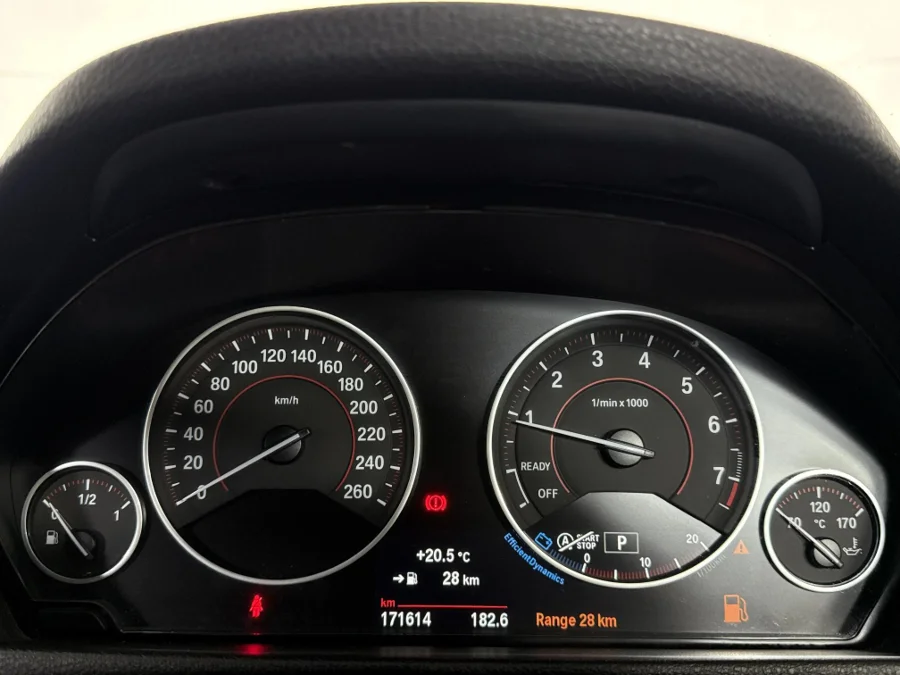 Used 2015 BMW 4 Series 420i coupe sports-auto - WeBuyCars Midstream