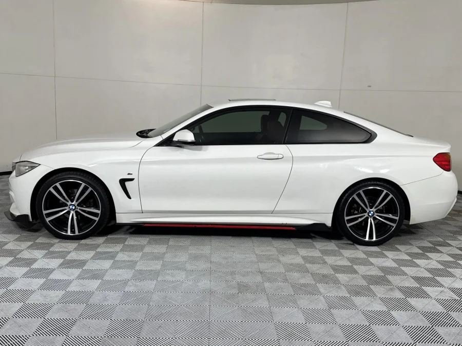 Used 2015 BMW 4 Series 420i coupe sports-auto - WeBuyCars Midstream