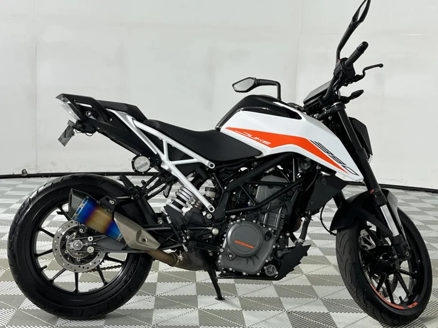 Used 2021 KTM Duke 390 Duke - WeBuyCars Silverlakes Used 2021 KTM Duke 390 Duke - WeBuyCars Silverlakes