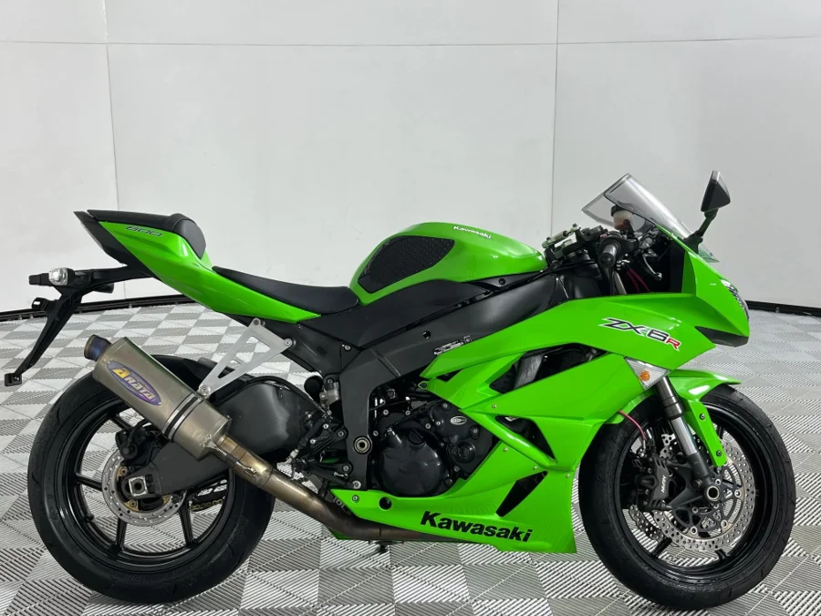 Used 2013 Kawasaki ZX6-R ZX 6R - WeBuycars East London
