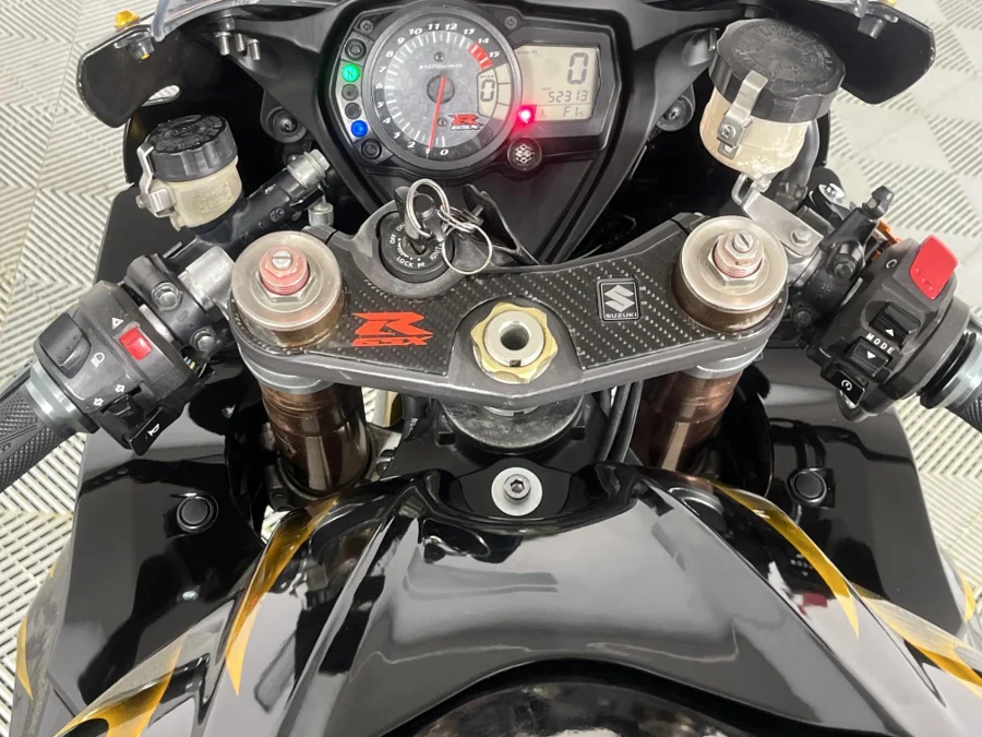 Used 2011 Suzuki GSX-R 1000 - WeBuyCars Midstream Used 2011 Suzuki GSX-R 1000 - WeBuyCars Midstream