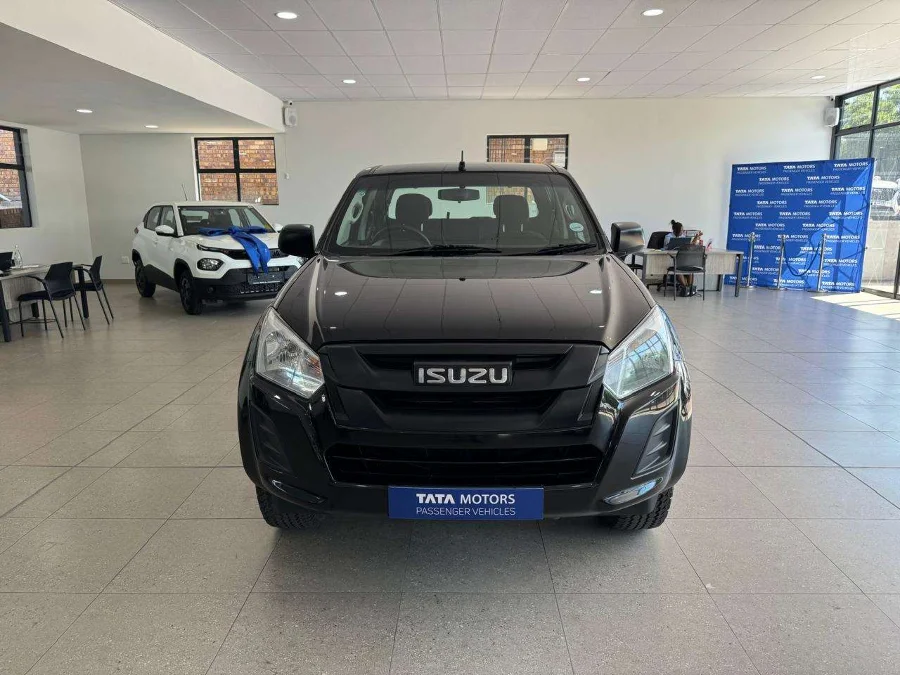 Used 2024 Isuzu D-Max Gen 6 250 double cab Hi-Ride manual - AutoCity Group
