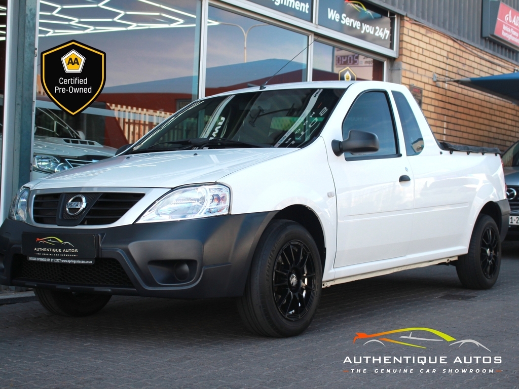 Used 2017 Nissan NP200 1.6i safety pack