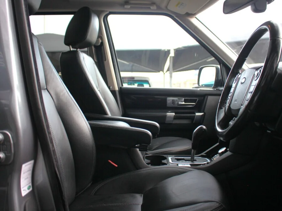 Used 2012 Land Rover Discovery SDV6 HSE - Authentique Autos