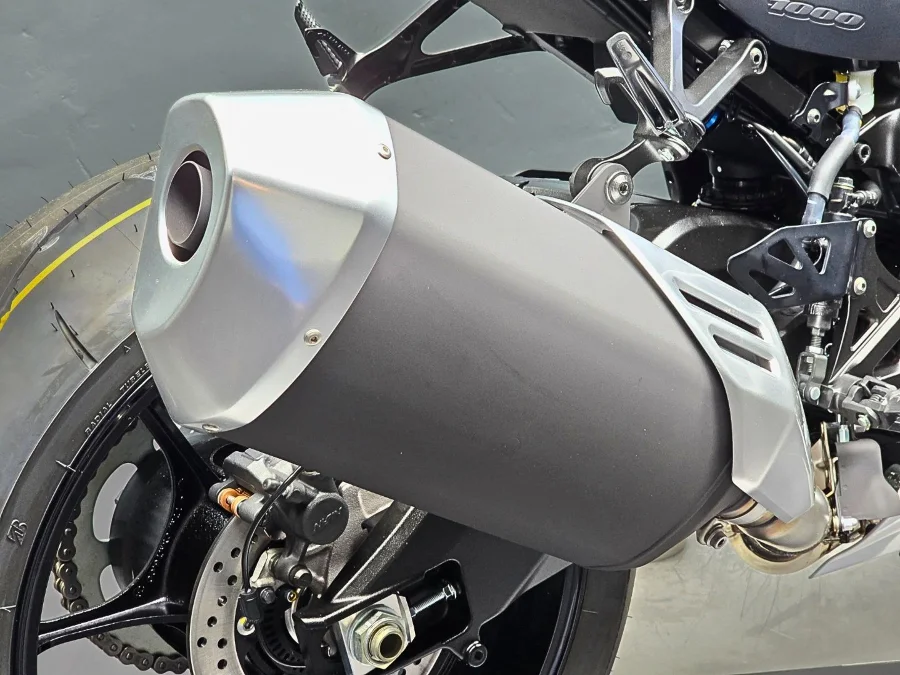 New 2026 Suzuki Gsxr 1000 RA - Bikeshop Boksburg