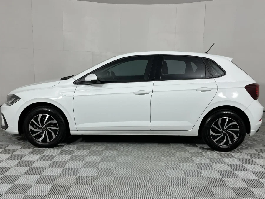 Used 2023 Volkswagen Polo hatch 1.0TSI Life auto - WeBuyCars Gqeberha