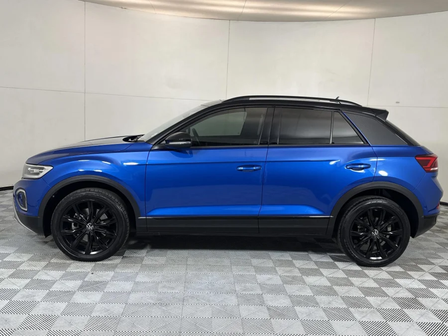 Used 2022 Volkswagen T-Roc 2.0TSI 4Motion Design - WeBuyCars Midstream