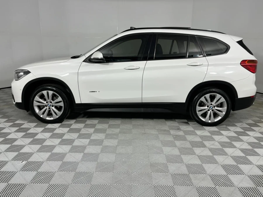 Used 2017 BMW X1 sDrive18i auto - WeBuyCars Silverlakes Used 2017 BMW X1 sDrive18i auto - WeBuyCars Silverlakes