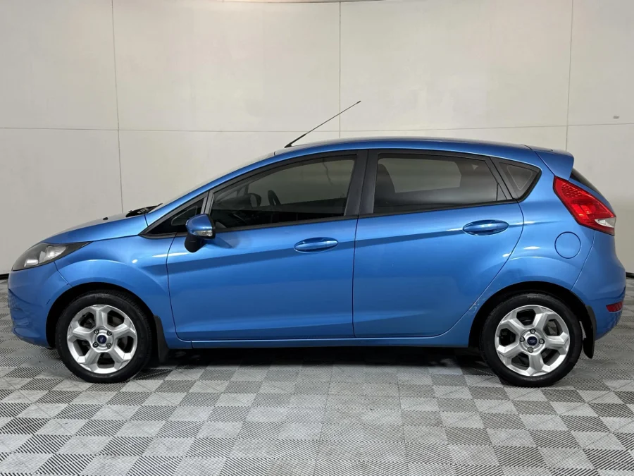 Used 2009 Ford Fiesta 5-door 1.4 Trend - WeBuyCars Midstream