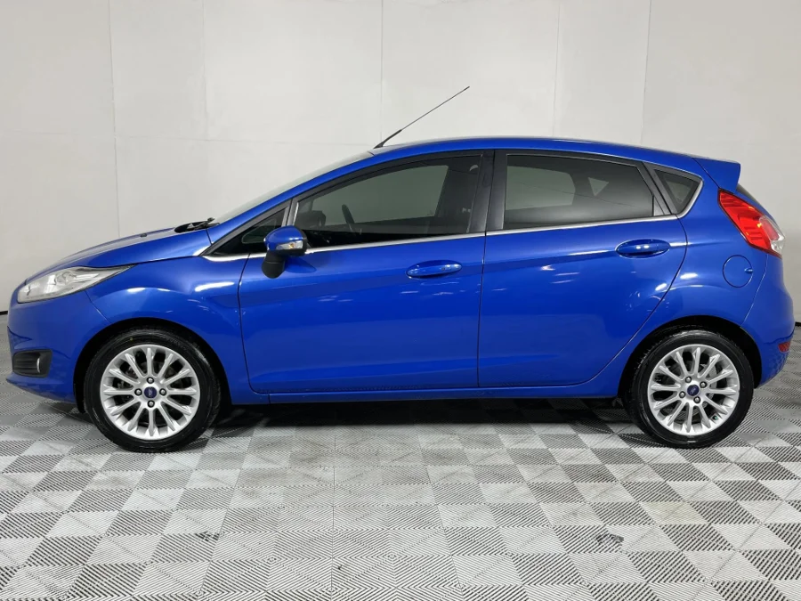Used 2013 Ford Fiesta 5-door 1.0T Titanium - WeBuyCars The Dome