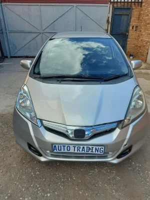 Used 2012 Honda Jazz hybrid