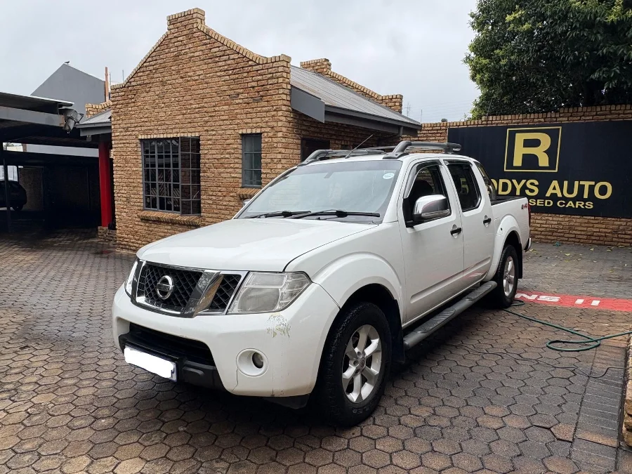 Used 2012 Nissan Navara 2.5dCi double cab 4x4 XE - Reddys Auto