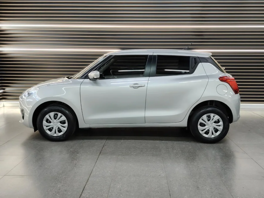 Used 2022 Suzuki Swift 1.2 GL auto - BOTHA AND DEYSEL EXECUTIVE MOTORS