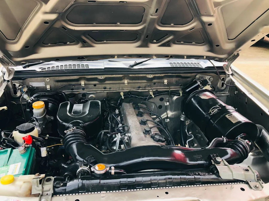 Used 2008 Nissan Hardbody 2.4 16V double cab Hi-Rider SE - SG Cars