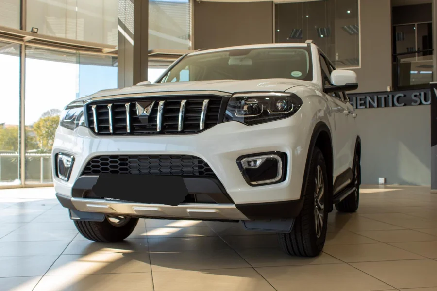 New 2025 Mahindra Scorpio-N D AT 4WD Z8L 7S - Mahindra New Cars Centurion