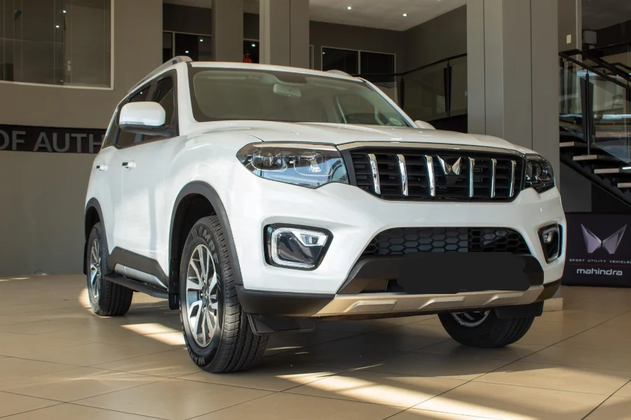 New 2025 Mahindra Scorpio-N D AT 4WD Z8L 7S - Mahindra New Cars Centurion