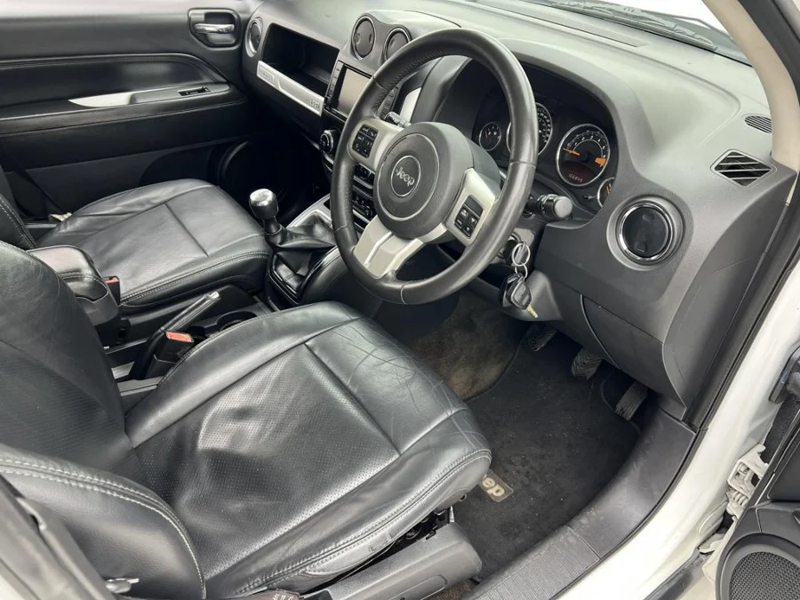 Used 2015 Jeep Compass 2.0L Limited - EBK Auto Used 2015 Jeep Compass 2.0L Limited - EBK Auto