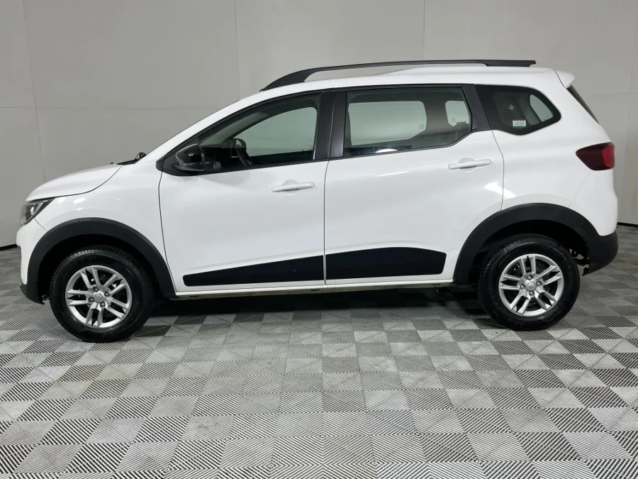 Used 2023 Renault Triber 1.0 Dynamique - WeBuyCars Durban