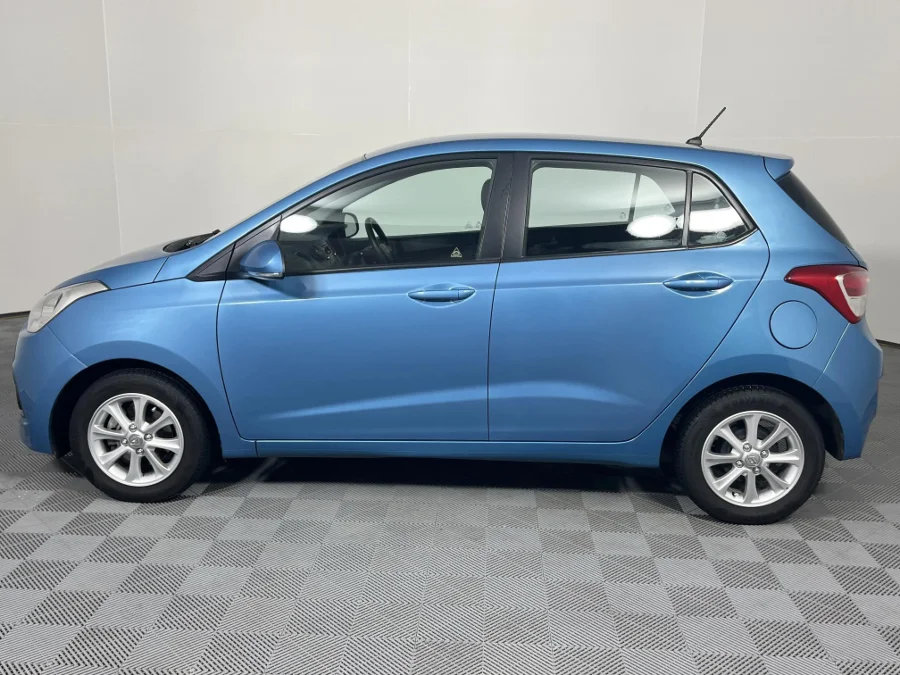 Used 2017 Hyundai Grand i10 1.25 Fluid - WeBuyCars Montana