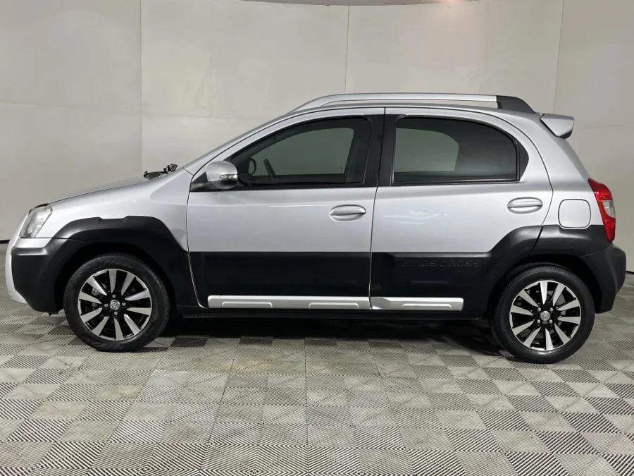 Used 2016 Toyota Etios Cross 1.5 Xs - WeBuyCars The Dome
