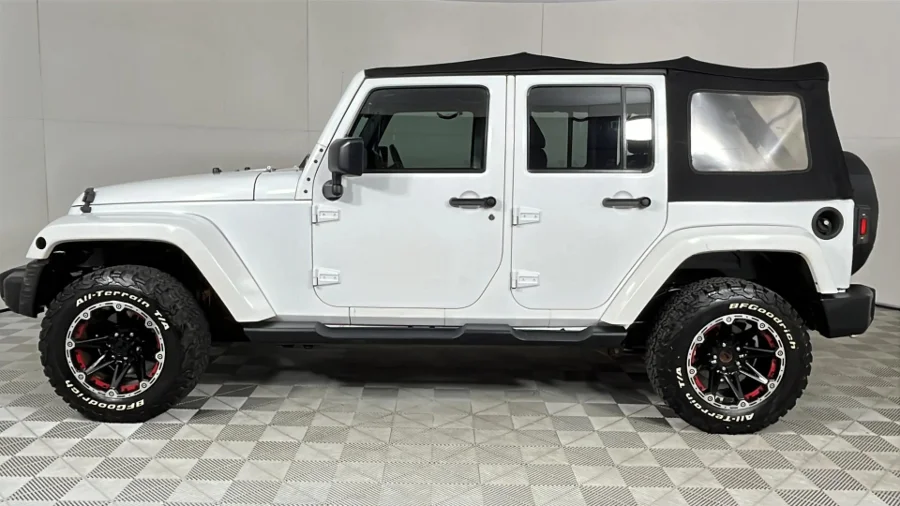 Used 2014 Jeep Wrangler Unlimited Sahara 3.6L 75th Anniversary Edition - WeBuyCars Polokwane