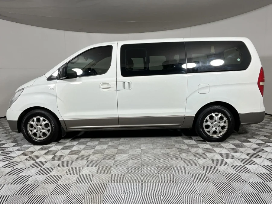 Used 2011 Hyundai H-1 2.5VGTi bus GLS - WeBuyCars Riverhorse Used 2011 Hyundai H-1 2.5VGTi bus GLS - WeBuyCars Riverhorse