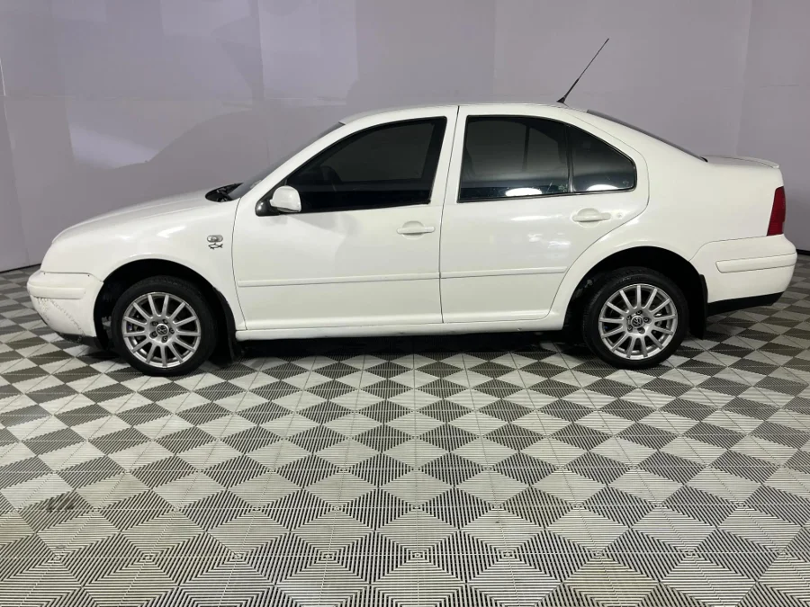 Used 2005 Volkswagen Jetta 1.6 Comfortline - WeBuyCars Durban Used 2005 Volkswagen Jetta 1.6 Comfortline - WeBuyCars Durban
