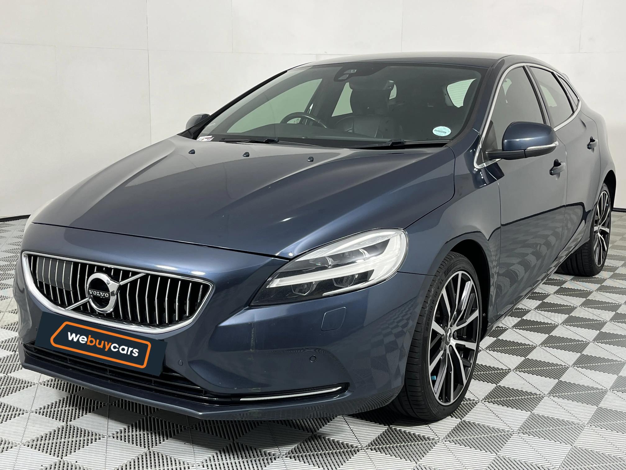 Used 2017 Volvo V40 D3 Inscription