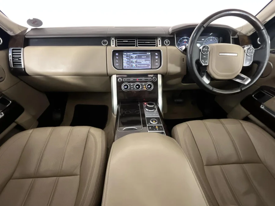 Used 2014 Land Rover Range Rover Vogue SE P525 - WeBuyCars Silverlakes
