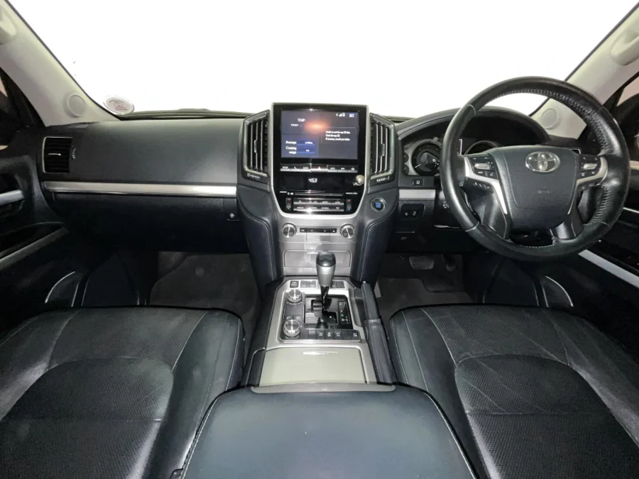 Used 2016 Toyota Land Cruiser 200 4.5D-4D V8 VX - WeBuyCars Brackenfell Cape Town