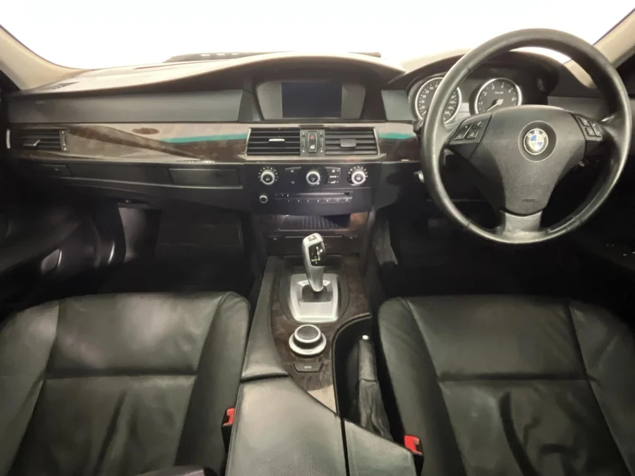 Used 2008 BMW 5 Series 530i auto - WeBuyCars The Dome Used 2008 BMW 5 Series 530i auto - WeBuyCars The Dome