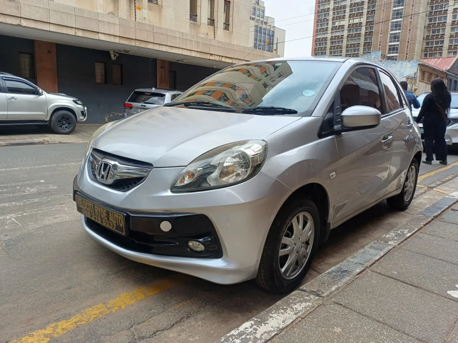 Used 2013 Honda Brio hatch 1.2 Trend - Velociti Ryde Auto Used 2013 Honda Brio hatch 1.2 Trend - Velociti Ryde Auto