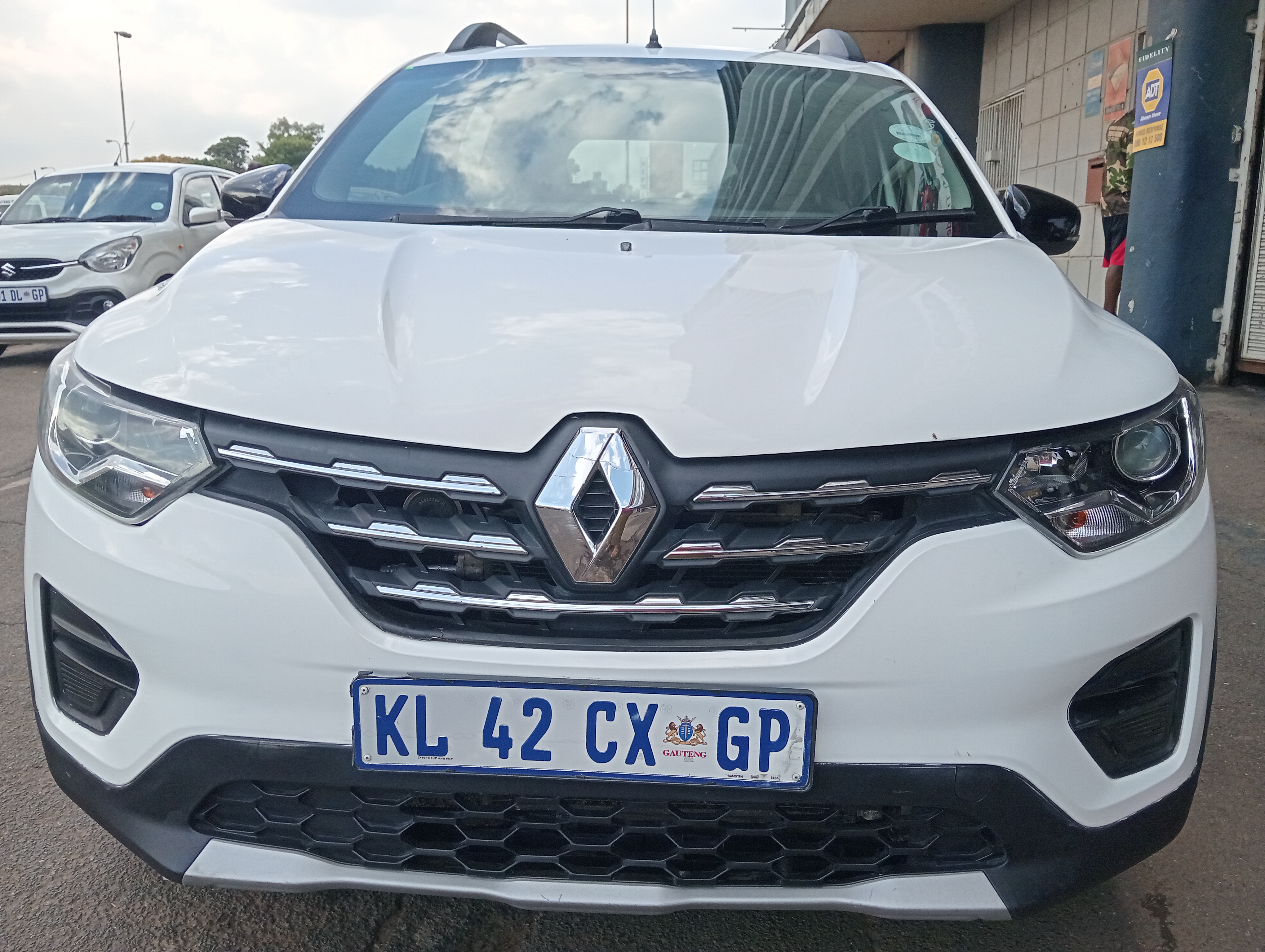 Used 2022 Renault Triber 1.0 Dynamique