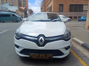 Used 2018 Renault Clio 1.4 Extreme 5-door