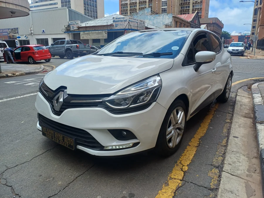 Used 2018 Renault Clio 1.4 Extreme 5-door - Velociti Ryde Auto